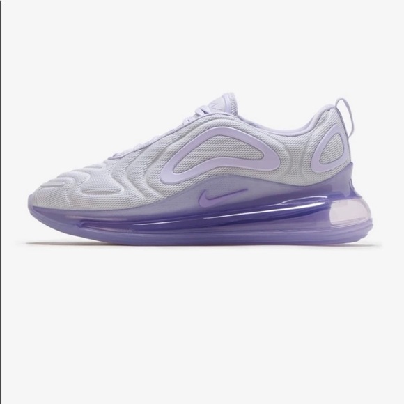 Nike Shoes - Nike Airmax 720